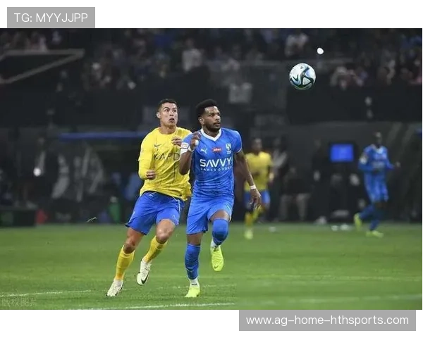 足球连过四人惊艳现场:绝妙过人瞬间引爆全场 足球连过四人惊艳现场:绝妙过人瞬间引爆全场