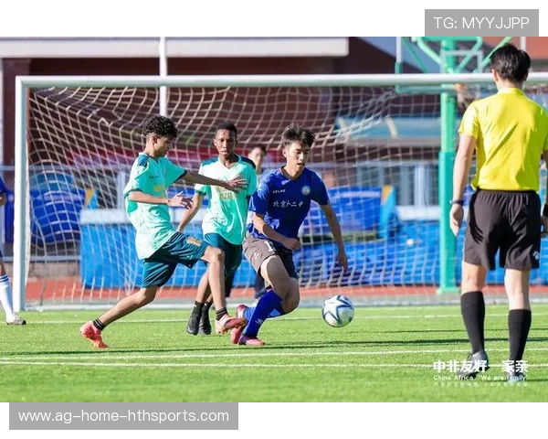 北京国际足球邀请赛激烈角逐，众多国际球队参赛，北京足球国家队