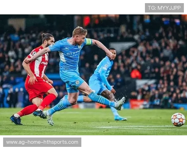 曼城中场直塞打穿，德布劳内一脚穿透球门角落